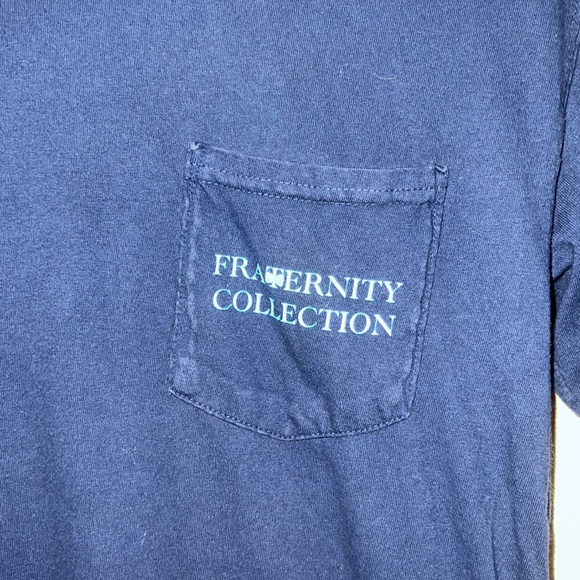 Fraternity Collection Printed Pocket Tee Size S - Picture 2 of 5